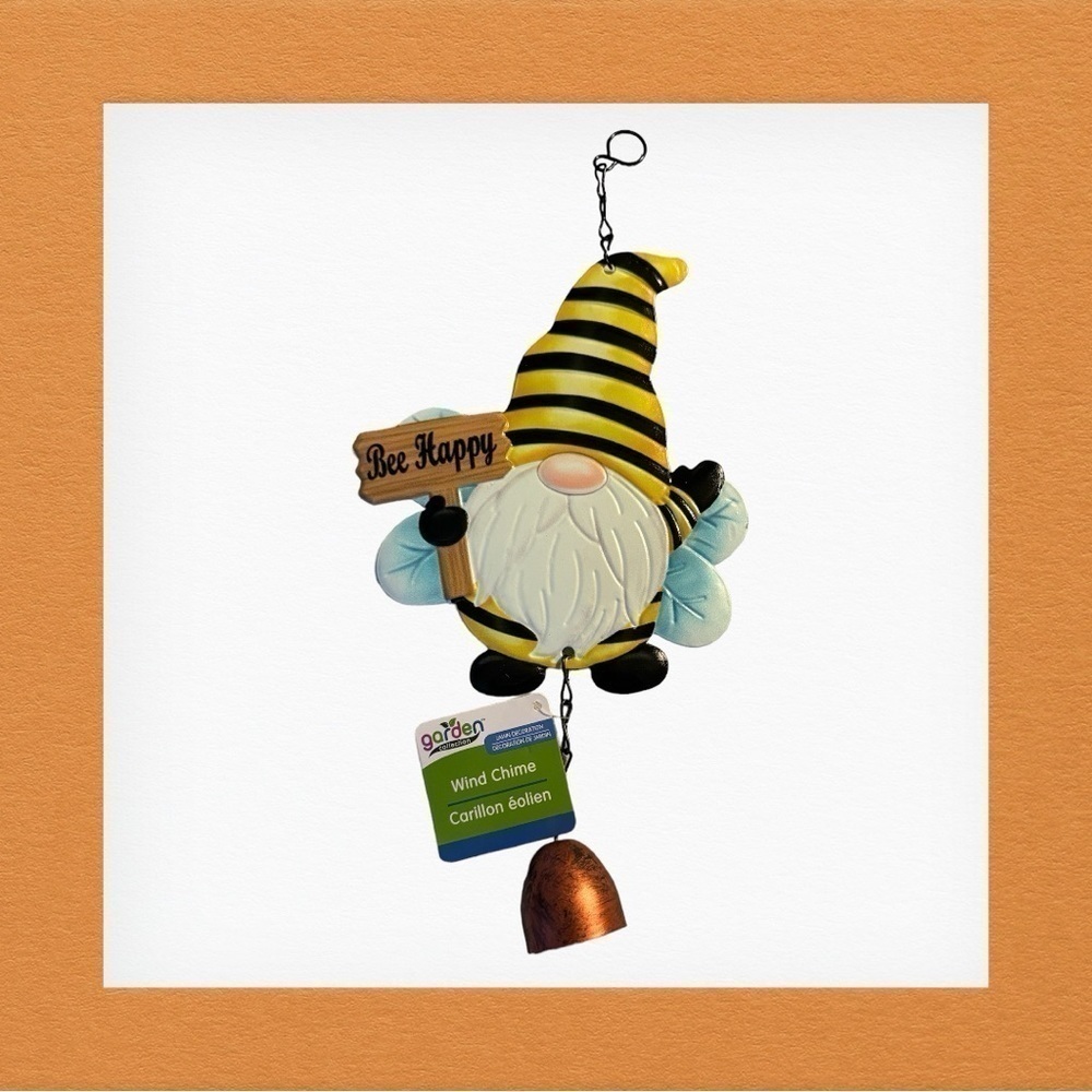 BEE HAPPY Gnome wind chime (NWT)